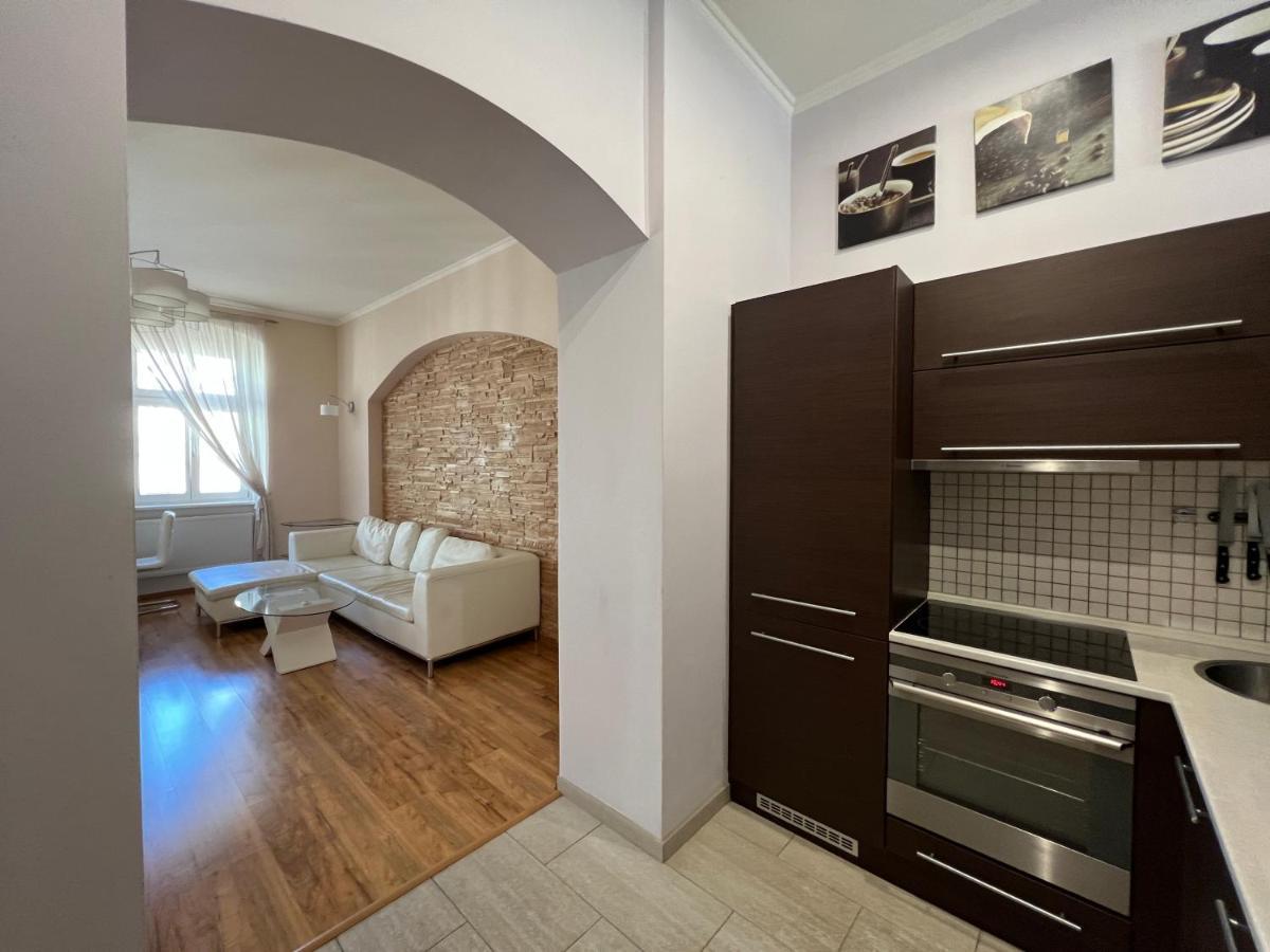 Dr. Becher Lux 60 M2 Apartment